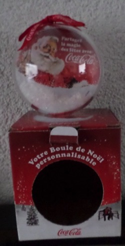 4525-5 € 4,00 coca cola kerstbal met sneeuw.jpeg